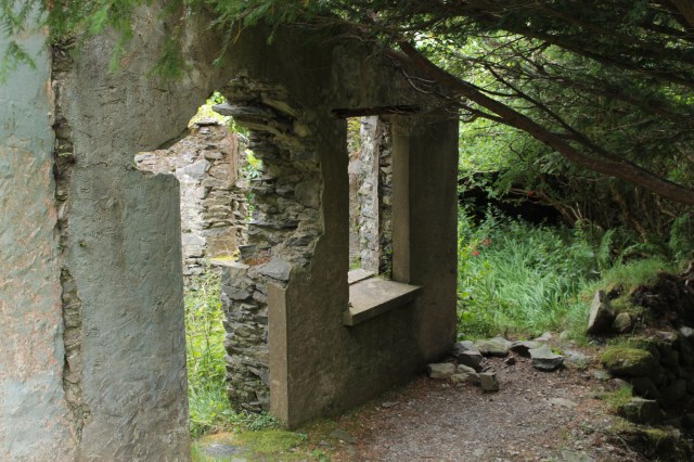 broken shack from Dunloe